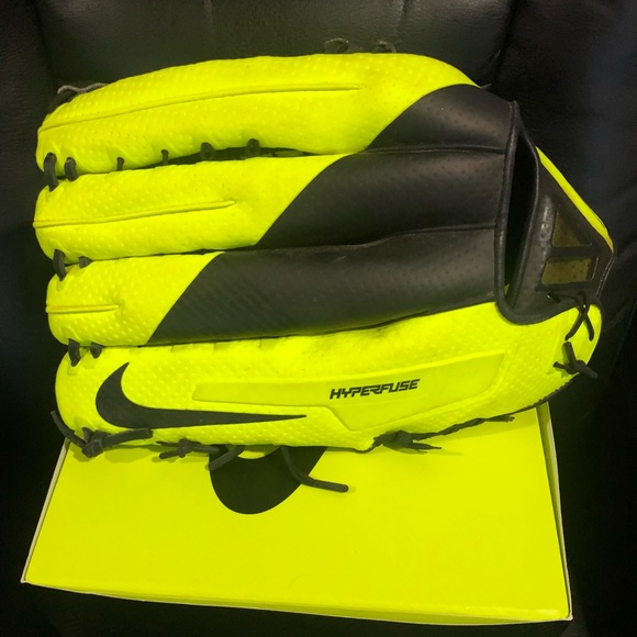 nike vapor 360 men's fielding